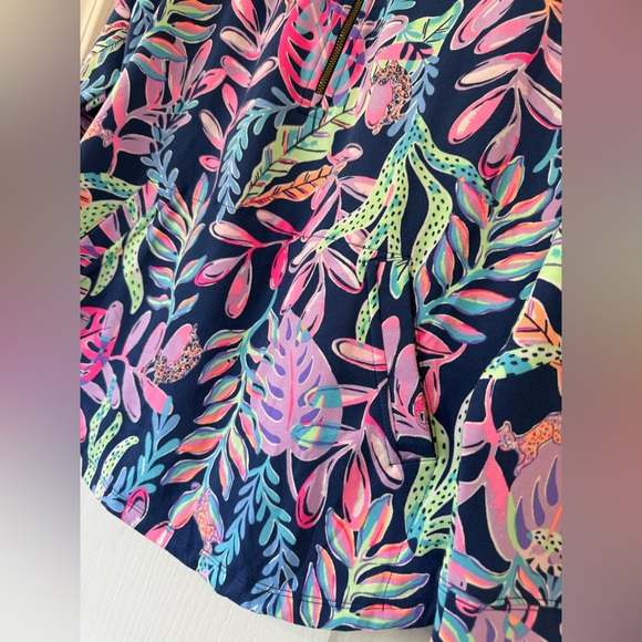 Lilly Pulitzer Skipper Popover Oyster Bay Navy You’ve Been Spotted UPF 50+ - Picture 8 of 12